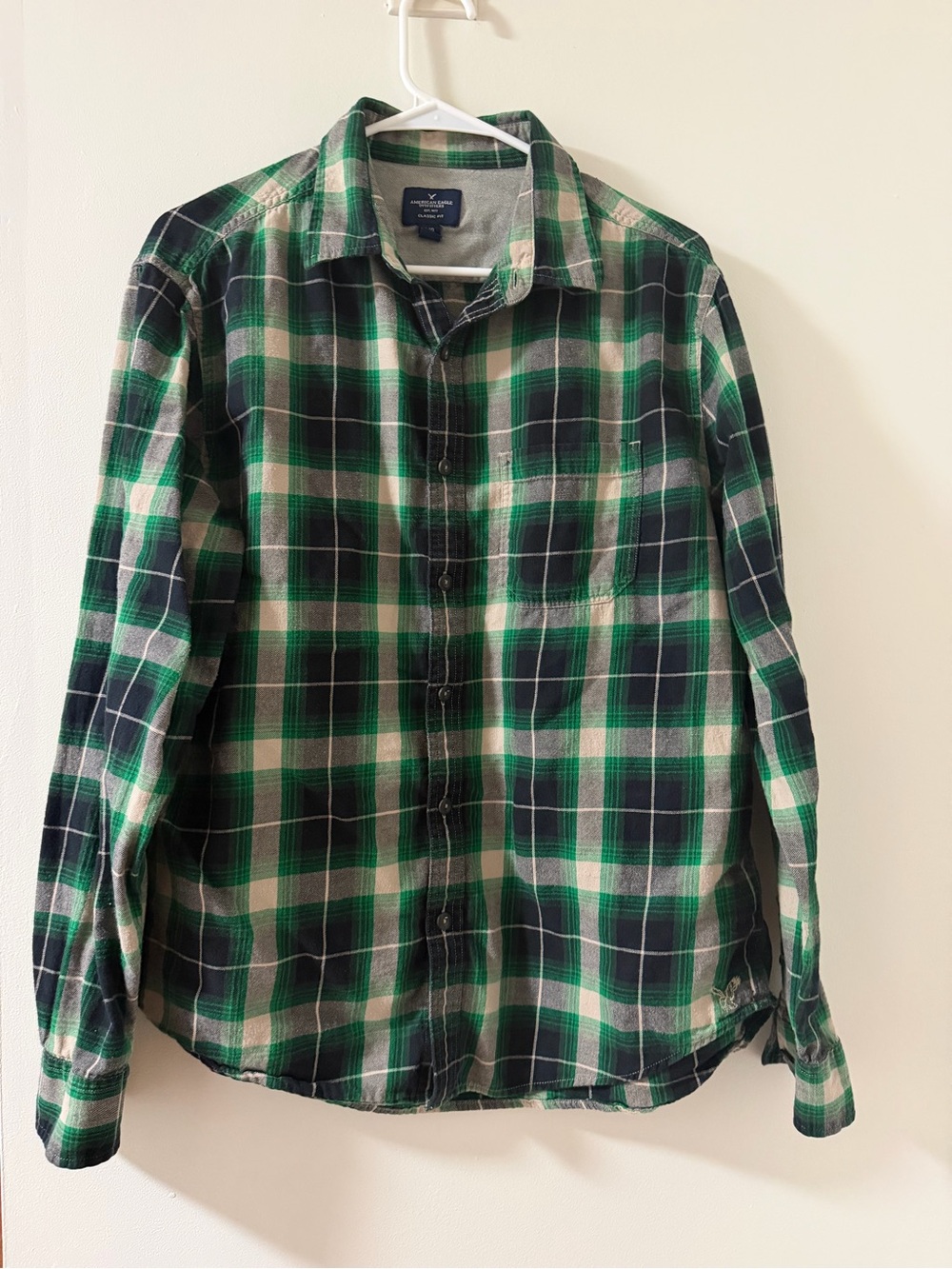 American Eagle Outfitters Green and Black Plaid Button-Down Shirt